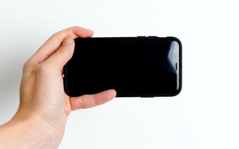 Your Guide to Smartphone Lifestyle Tech, the Growing Industry of Phone Case Accessories